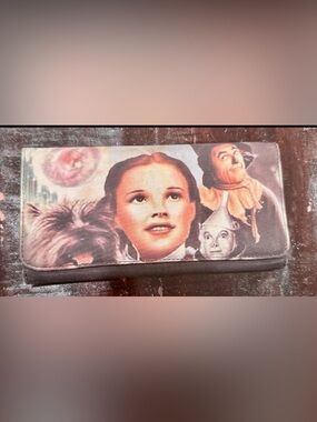 Yik Fung The Wizard Of OZ Wallet Brown